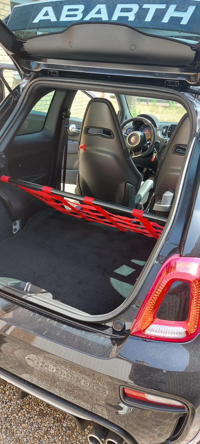 Abarth 500/595/695 - Achterstang inclusief net